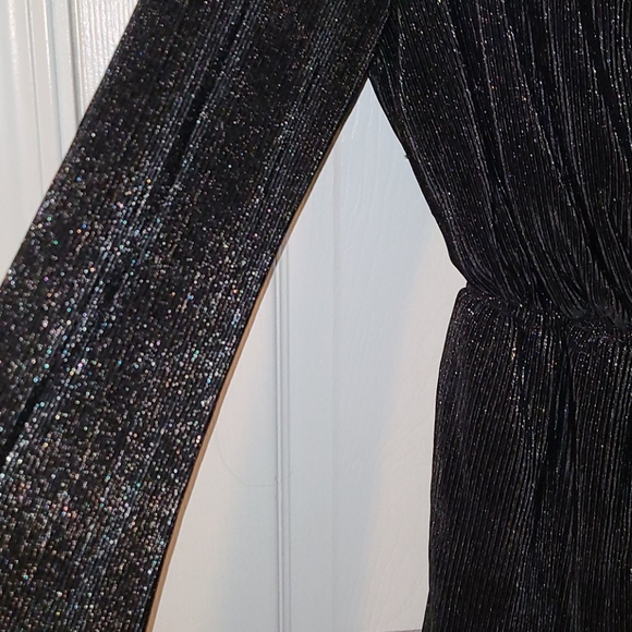 XHILARATION Shimmer Romper - Picture 6 of 9